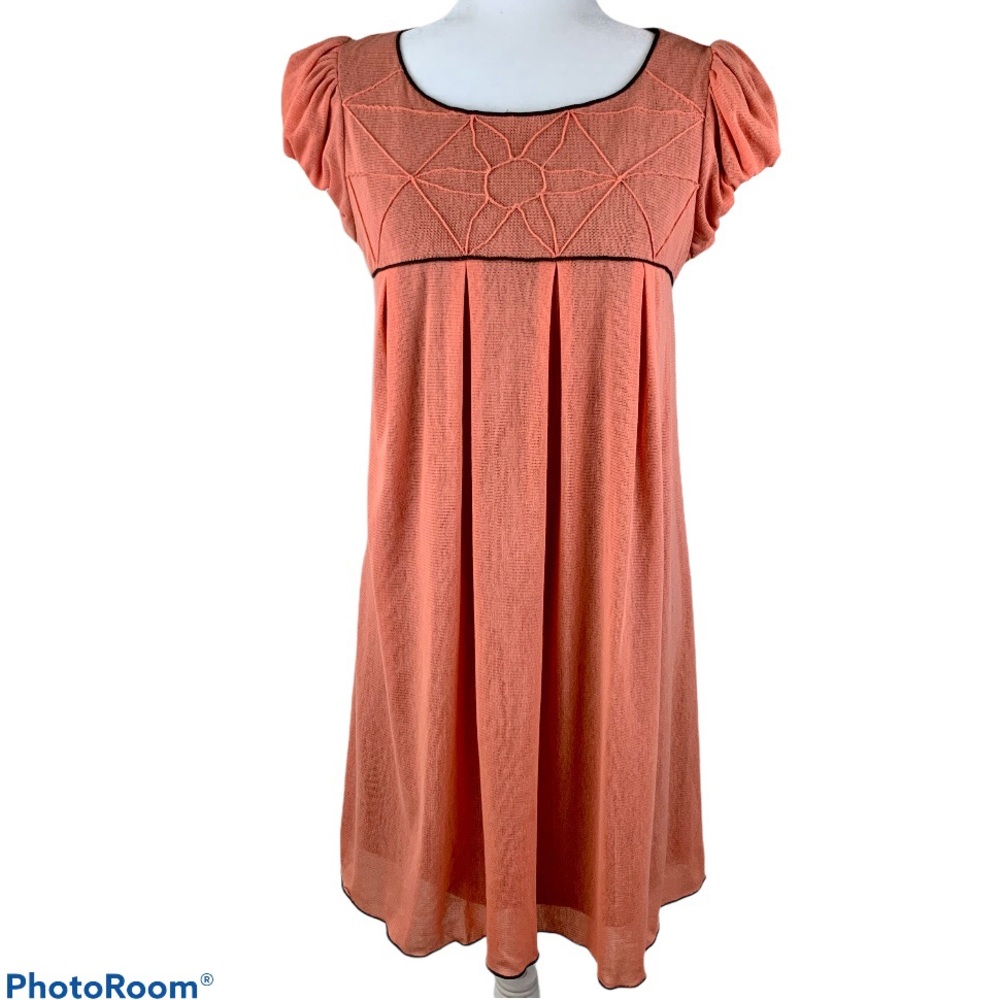 Chelsea and Violet Cap Sleeve Lined Dress